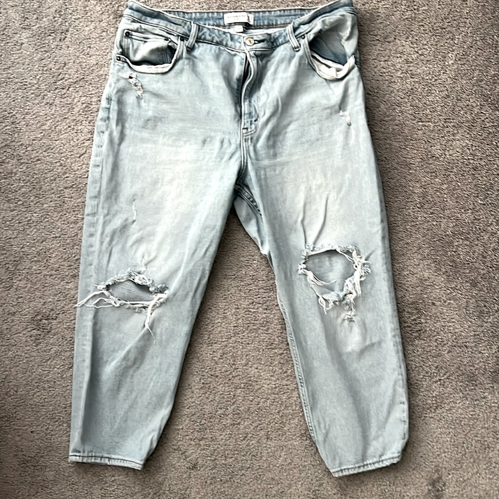 Abercrombie & Fitch high rise jeans. Excellent used condition. Size 18